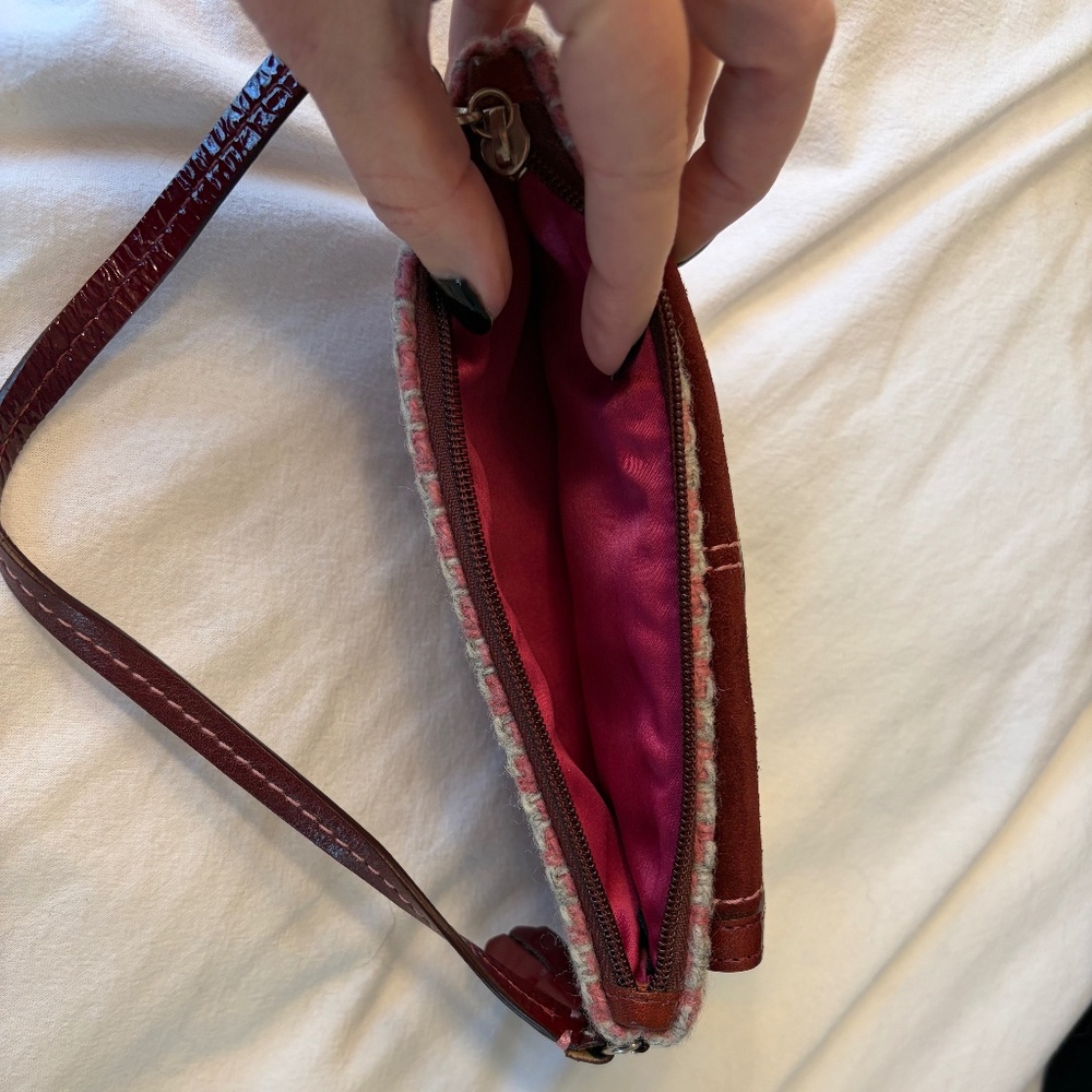 Vtg Coach Burgundy Suede Pink Gray Wool Houndstooth Front Flap Turnlock Wristlet - Picture 4 of 4